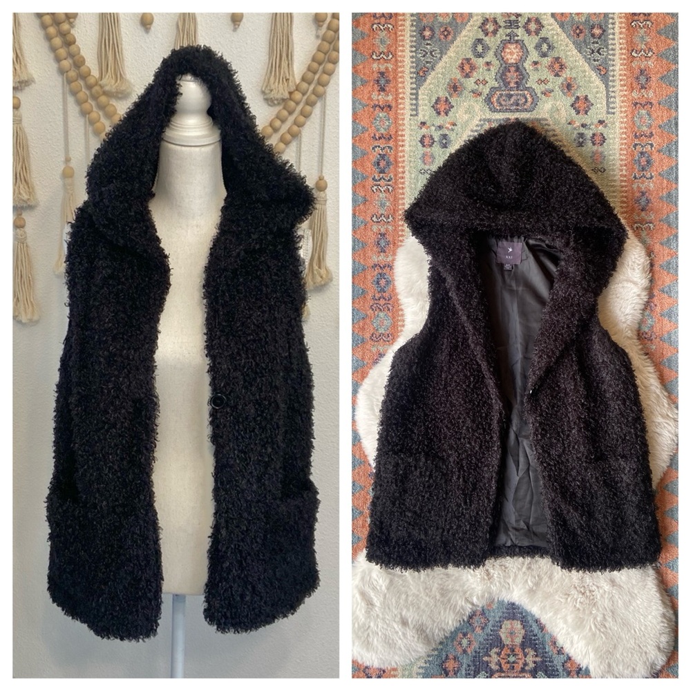 Vintage forever 21 black faux fur sleeveless hooded vest 2004 winter vibes small